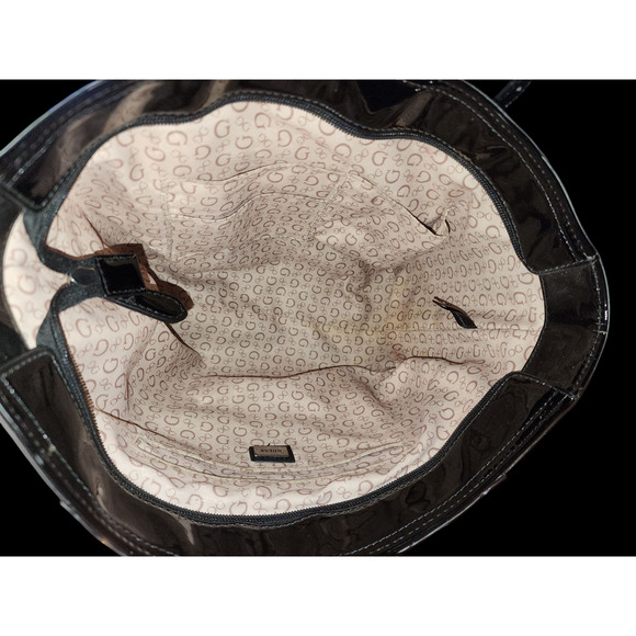 Guess black patent leather shoulder bag - Picture 6 of 8